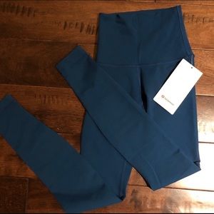 Women lululemon leggings size 0